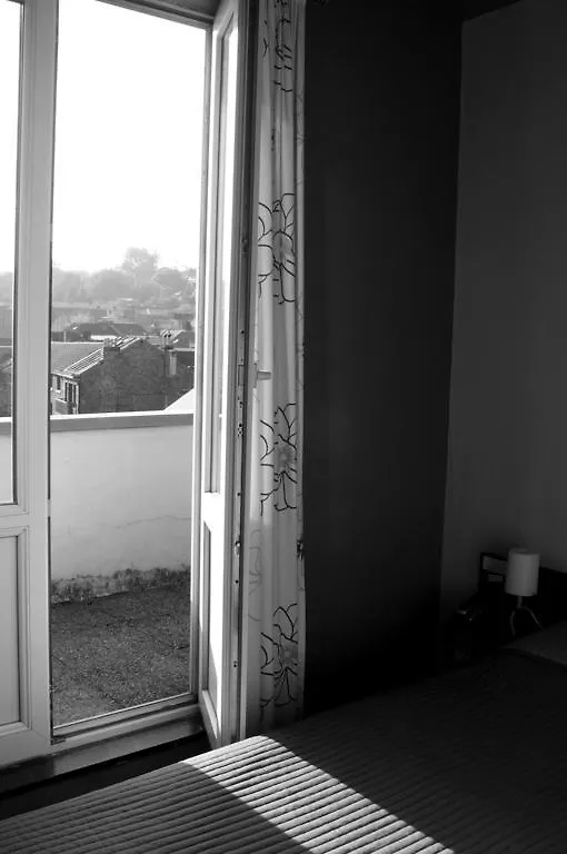 ** Hotel Hôtel Les Acteurs Liège Bélgica